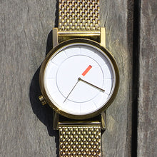 CT02-08(38mm) 全拋光金色錶殼&amp;網狀錶帶